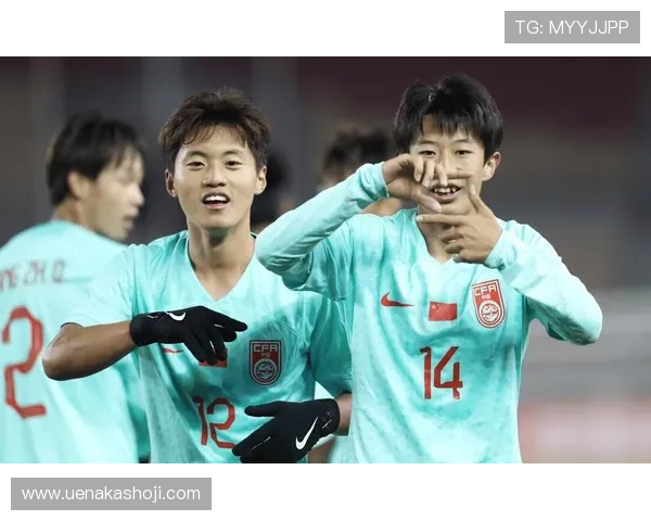 国足新星闪耀亚洲赛场展现青春力量助球队强势晋级决赛