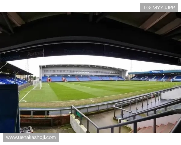 奥尔德姆俱乐部历程回顾与未来展望:英格兰足球历史中的不朽传奇