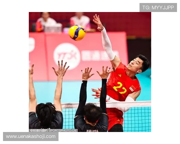 中国男篮奋勇拼搏力克强敌，晋级亚洲杯四强见证新一代崛起