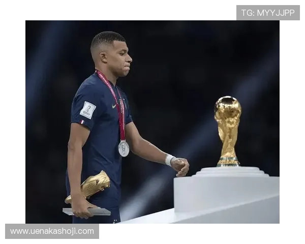 拜仁慕尼黑官宣新赛季战略布局多线补强剑指欧冠荣耀与青训升级计划