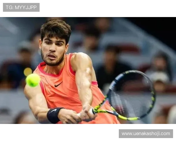 阿尔卡拉斯鏖战五盘逆转晋级展现新生代网球王者坚韧意志